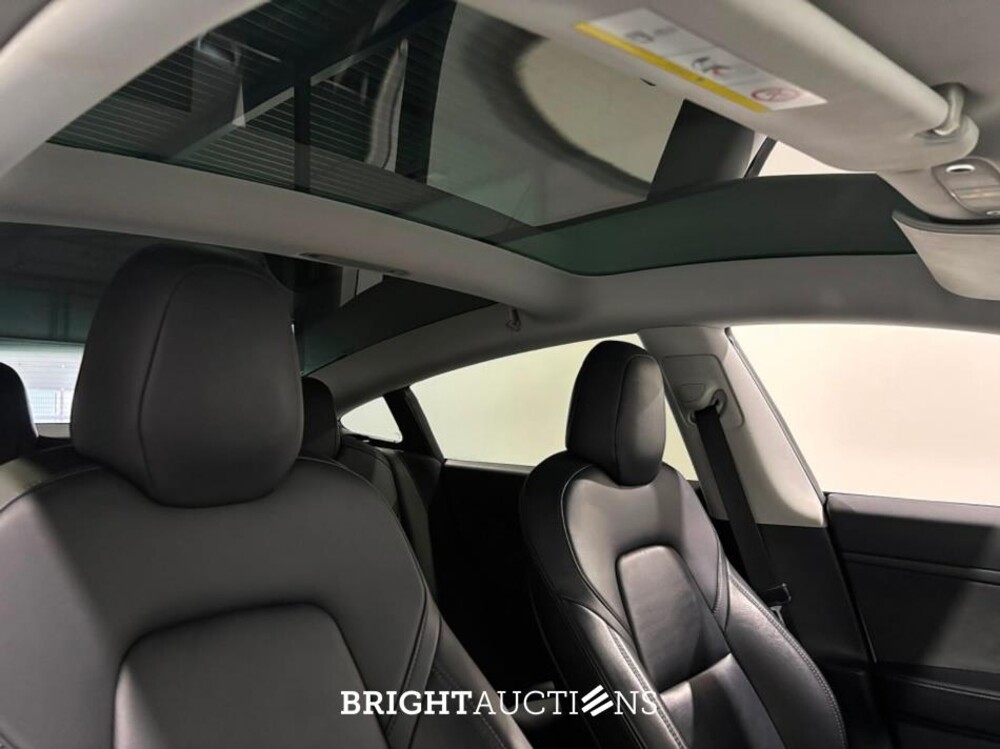 Tesla Model 3 Standard RWD Plus 60 kWh 238pk 2020 (Origineel-NL), H-035-JN