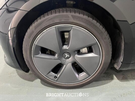 Tesla Model 3 Standard RWD Plus 60 kWh 238pk 2021 (Origineel-NL), L-540-GD