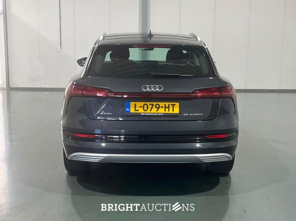 Audi e-tron 55 Business edition Quattro 95 kWh 408pk 2021 (Origineel-NL), L-079-HT