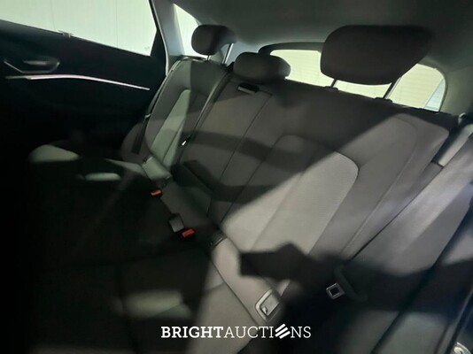 Audi e-tron 55 Business edition Quattro 95 kWh 408pk 2021 (Origineel-NL), L-079-HT