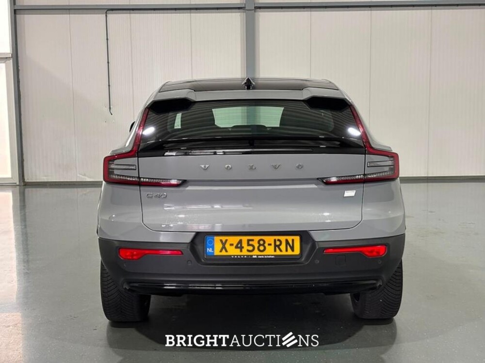 Volvo C40 Single Motor Core 69 kWh 238pk 2024 (Origineel-NL), X-458-RN