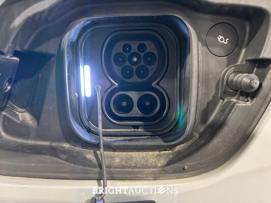 Volvo C40 Single Motor Core 69 kWh 238pk 2024 (Origineel-NL), X-458-RN