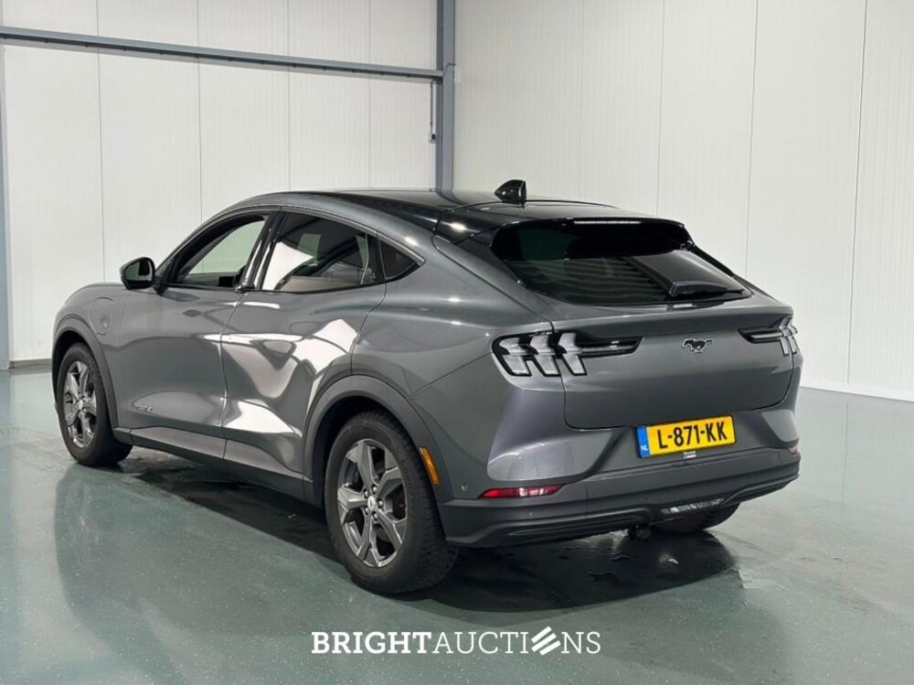Ford Mustang Mach-E RWD 75 kWh 258pk 2021 (Origineel-NL), L-871-KK