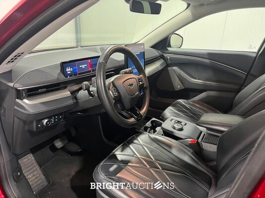 Ford Mustang RWD 75 kWh 269pk 2021 (Origineel-NL), N-379-RN
