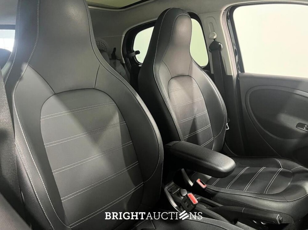 smart Forfour EQ Business Solution 18 kWh 82pk 2019 (Origineel-NL), ZT-881-K