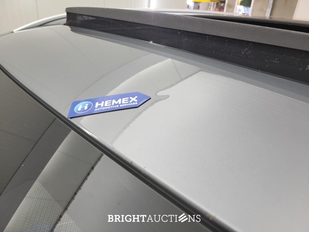 BMW 520i 5-serie Touring Business Edition Plus 184pk 2023 (Origineel-NL) 5-Serie, S-218-VX