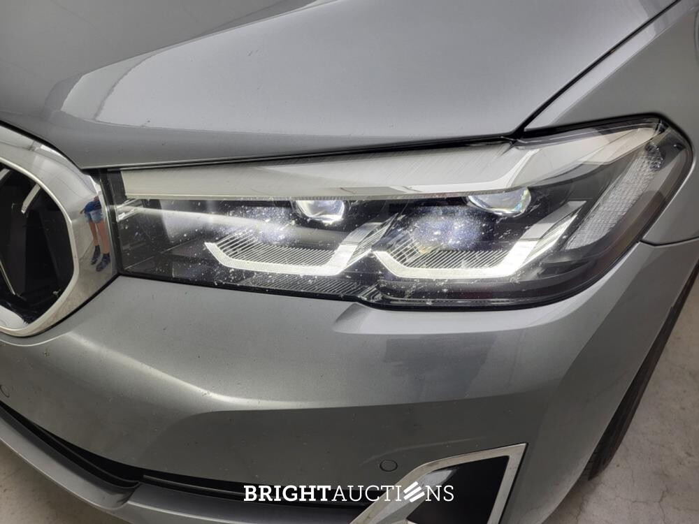 BMW 520i 5-serie Touring Business Edition Plus 184pk 2023 (Origineel-NL) 5-Serie, S-218-VX