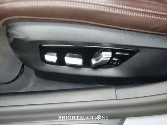 BMW 520i 5-serie Touring Business Edition Plus 184pk 2023 (Origineel-NL) 5-Serie, S-218-VX