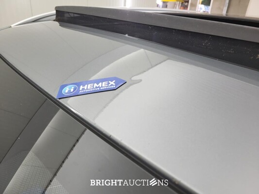 BMW 520i 5-serie Touring Business Edition Plus 184pk 2023 (Origineel-NL) 5-Serie, S-218-VX