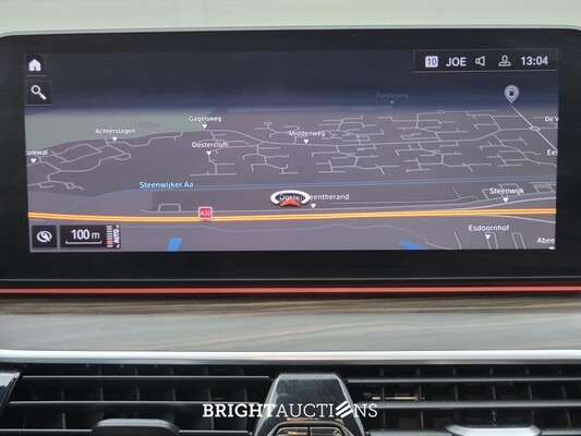 BMW 520i 5-serie Touring Business Edition Plus 184pk 2023 (Origineel-NL) 5-Serie, S-218-VX