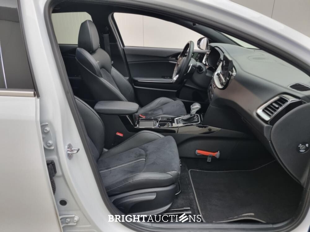 Kia ProCeed GT-PlusLine 1.5 T-GDi 140pk 2024 (Origineel-NL), Z-505-RG