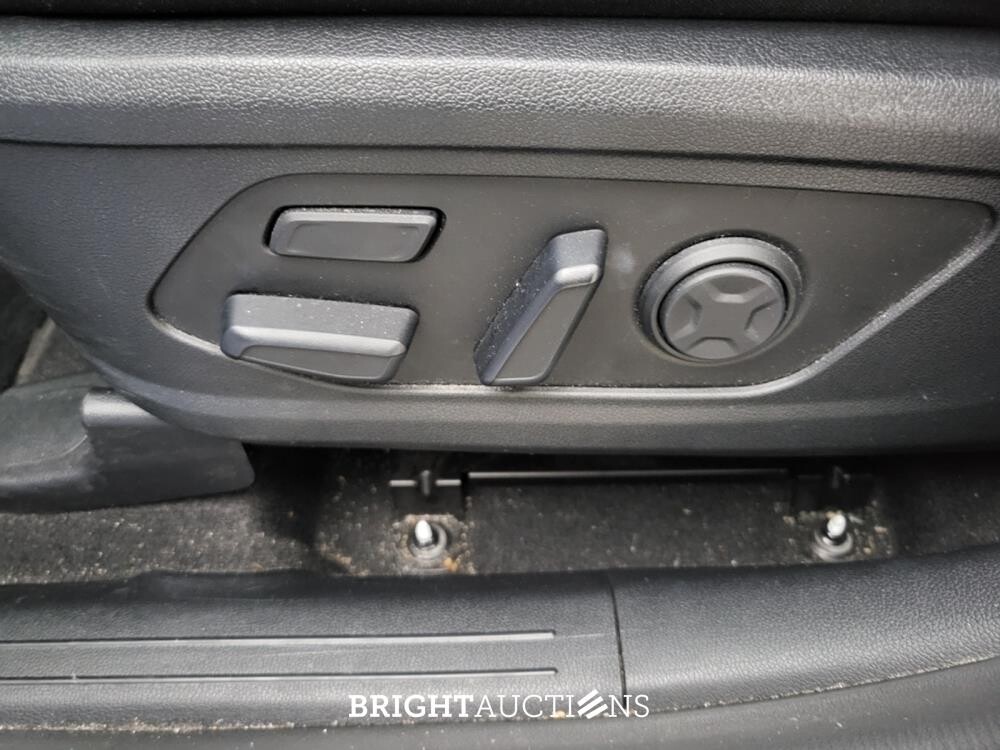 Kia Sorento Hybrid 2WD ExecutiveLine 7p 1.6 T-GDi 239pk 2022 (Origineel-NL), P-414-LL