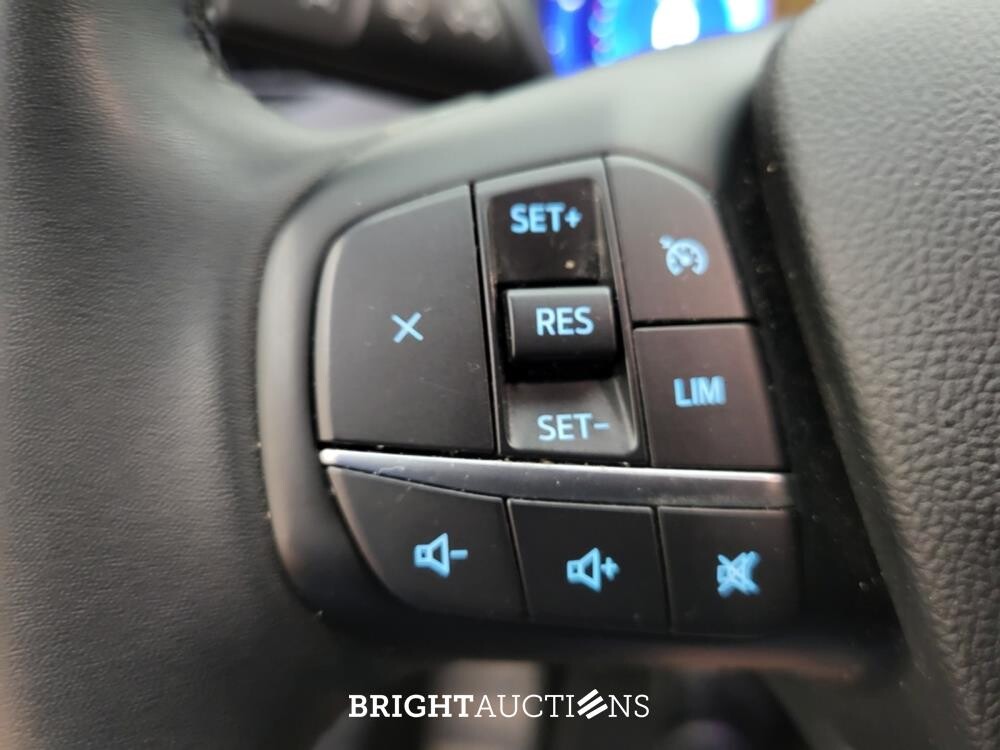 Ford Kuga PHEV Titanium 2.5 261pk 2023 (Origineel-NL), T-012-PJ