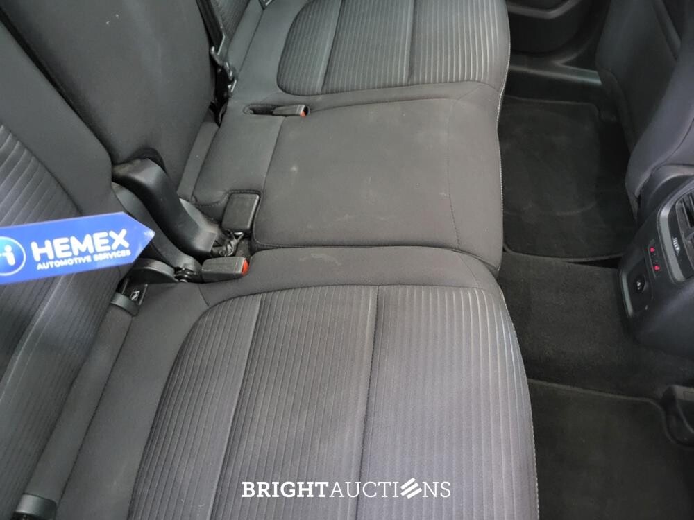 Ford Kuga PHEV Titanium 2.5 261pk 2023 (Origineel-NL), T-012-PJ