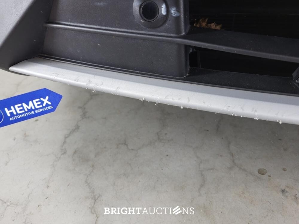 Ford Kuga PHEV Titanium 2.5 261pk 2023 (Origineel-NL), T-012-PJ