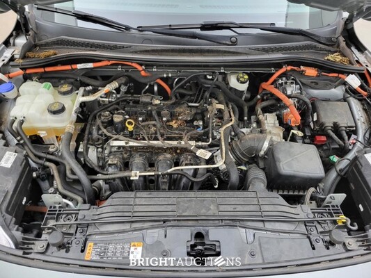 Ford Kuga PHEV Titanium 2.5 261pk 2023 (Origineel-NL), T-012-PJ