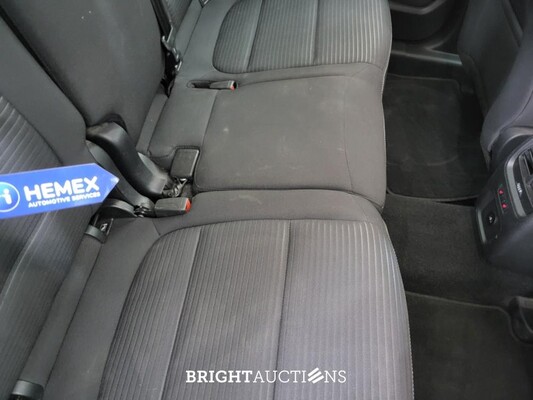 Ford Kuga PHEV Titanium 2.5 261pk 2023 (Origineel-NL), T-012-PJ