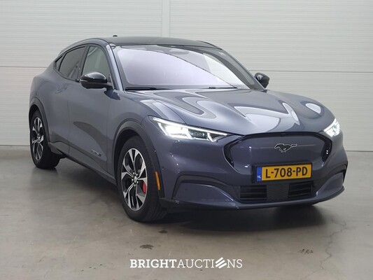Ford Mustang Mach-E Extended AWD 98 kWh 337pk 2021 (Origineel-NL), L-708-PD