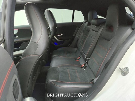 Mercedes-Benz CLA180 Shooting Brake Business Solution AMG 136pk 2020 (Origineel-NL) CLA-Klasse, J-844-DK