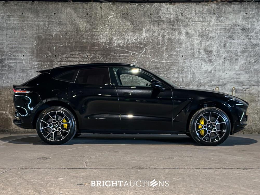 Aston Martin DBX 4.0 V8 1913 551pk 2020 (1 of 500), HNT-92-V