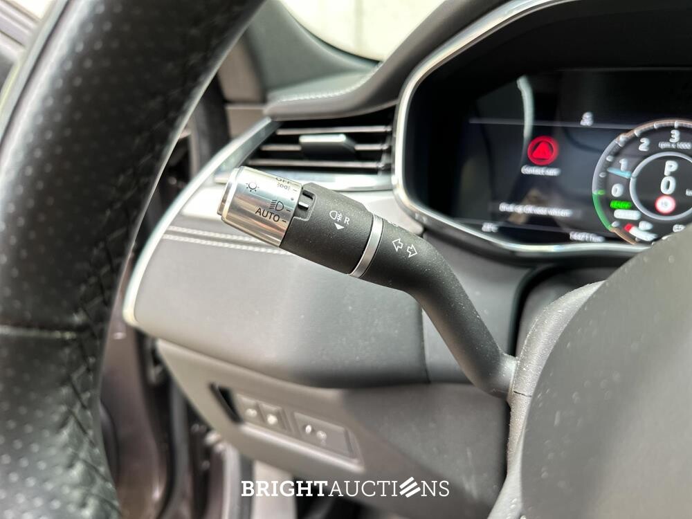 Jaguar F-PACE P400e PHEV R-Dynamic S 2.0 404pk 2021, R-154-VJ