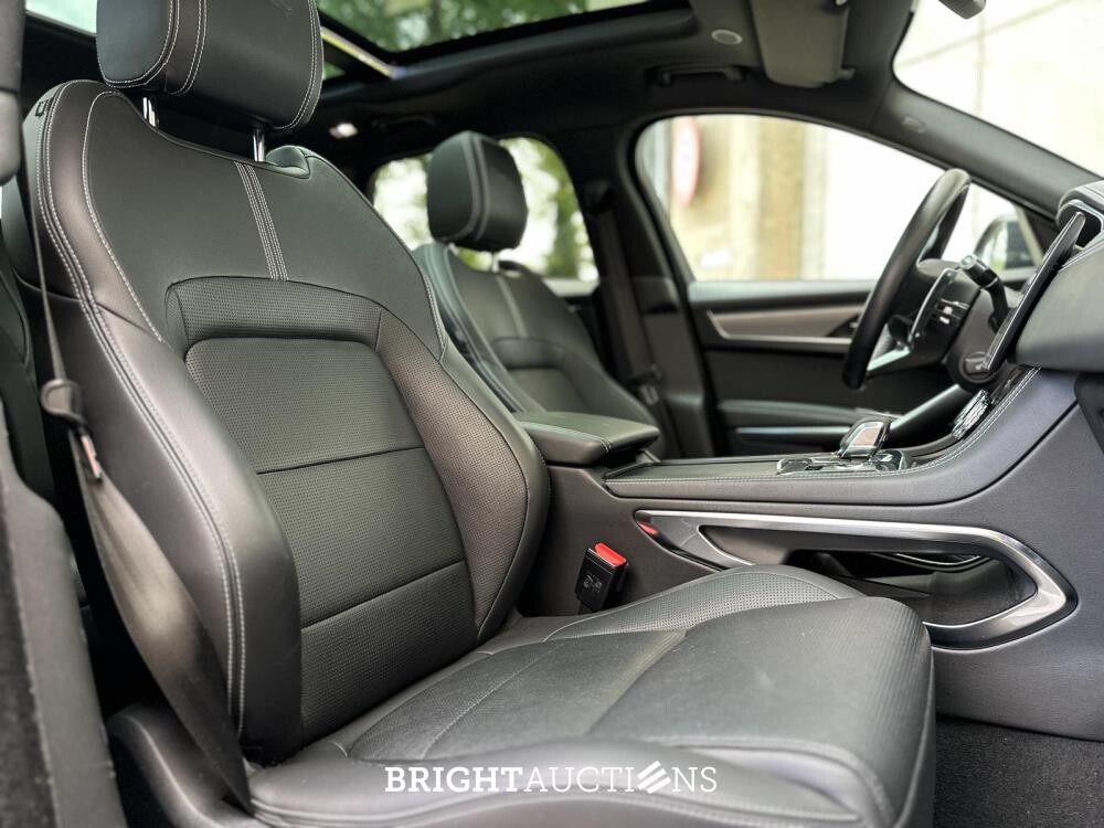 2021 Jaguar F-PACE P400e PHEV R-Dynamic S 2.0 404pk, R-154-VJ