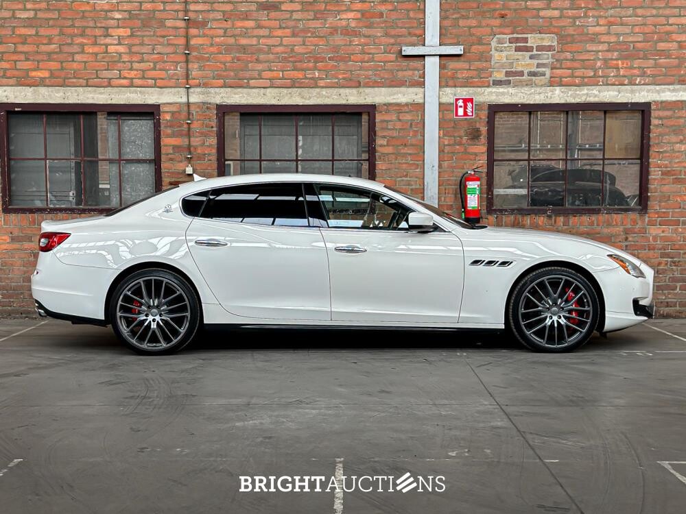 Maserati Quattroporte GTS 3.8 V8 531pk 2013 (CARBON) (29,000 KM)