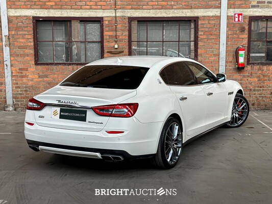 Maserati Quattroporte GTS 3.8 V8 531pk 2013 (CARBON) (29.000 KM)