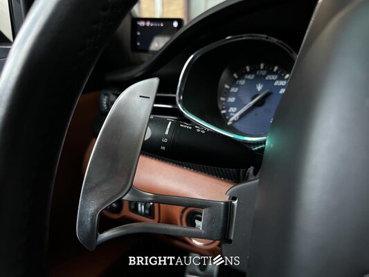 Maserati Quattroporte GTS 3.8 V8 531pk 2013 (CARBON) (29,000 KM)