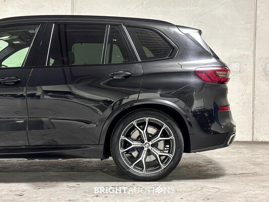 BMW X5 xDrive45e High Executive 394pk 2021 (Origineel-NL+1e eignaar), K-166-ZR 