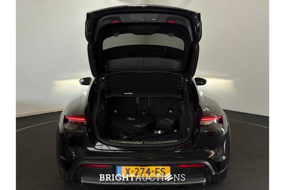 Porsche Taycan 4S 93 kWh 489pk 2022, X-274-FS