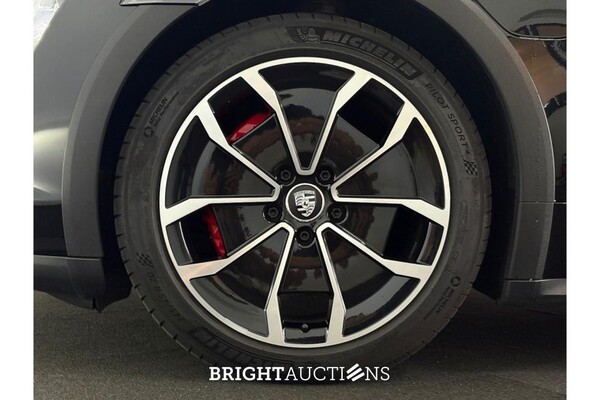 Porsche Taycan 4S 93 kWh 489pk 2022, X-274-FS