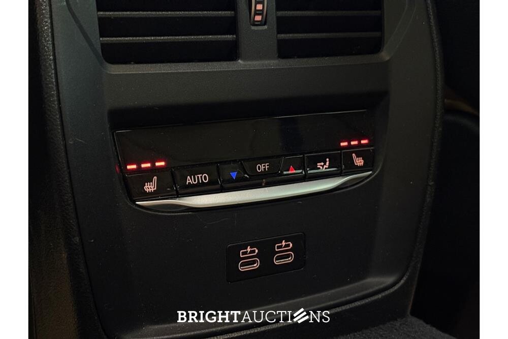 BMW i4 M50 High Executive 84 kWh 544pk 2022 (Origineel-NL), P-630-PD