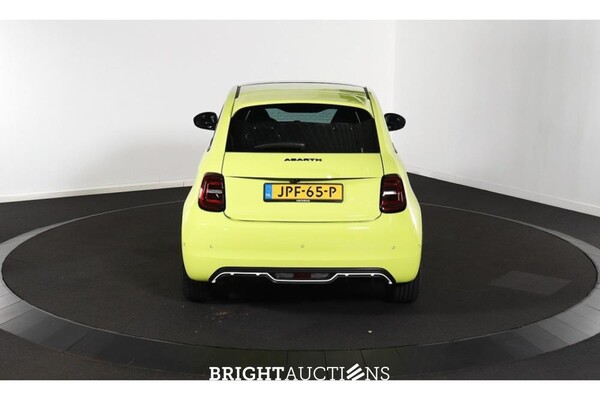 Fiat 500 Abarth Turismo 42 kWh 155pk 2025 (Origineel-NL), JPF-65-P