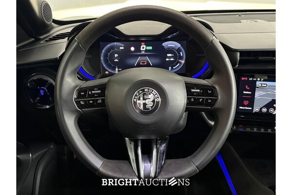 Alfa Romeo Junior Elettrica Veloce 54 kWh 281pk 2025 (Origineel-NL), JLX-71-H