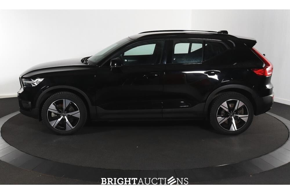Volvo XC40 Recharge P8 R-Design AWD 408pk 2021 (Origineel-NL), L-682-DV