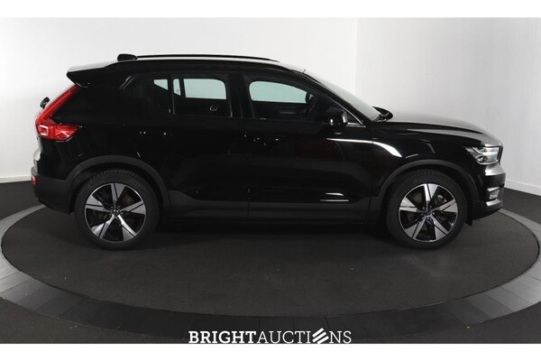 Volvo XC40 Recharge P8 R-Design AWD 408pk 2021 (Origineel-NL), L-682-DV