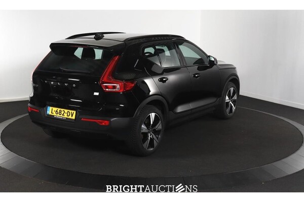 Volvo XC40 Recharge P8 R-Design AWD 408pk 2021 (Origineel-NL), L-682-DV