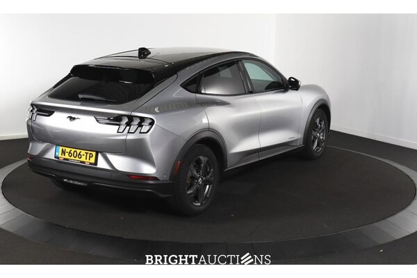 Ford Mustang RWD 75 kWh 269pk 2021 (Origineel-NL), N-606-TP