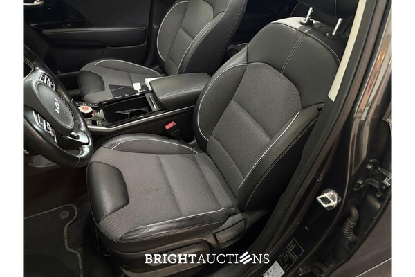 Kia Niro e- DynamicPlusLine 64 kWh 204pk 2021 (Origineel-NL), N-872-HH