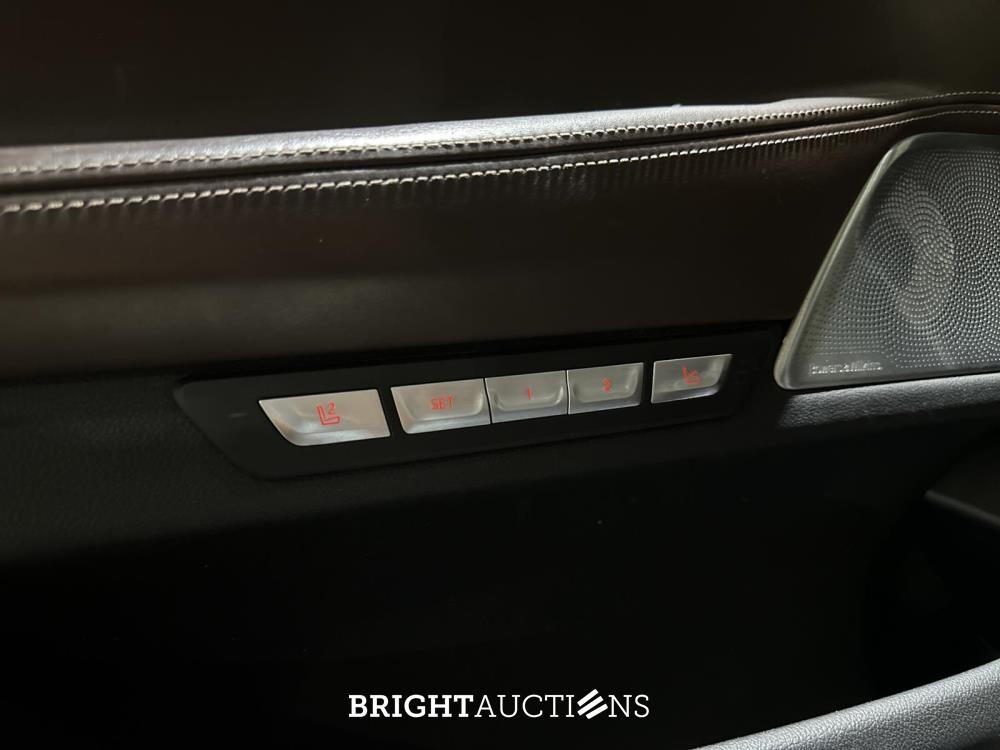 BMW 750Li xDrive High Executive 4.4 V8 7-serie 449pk 2017, XF-396-X