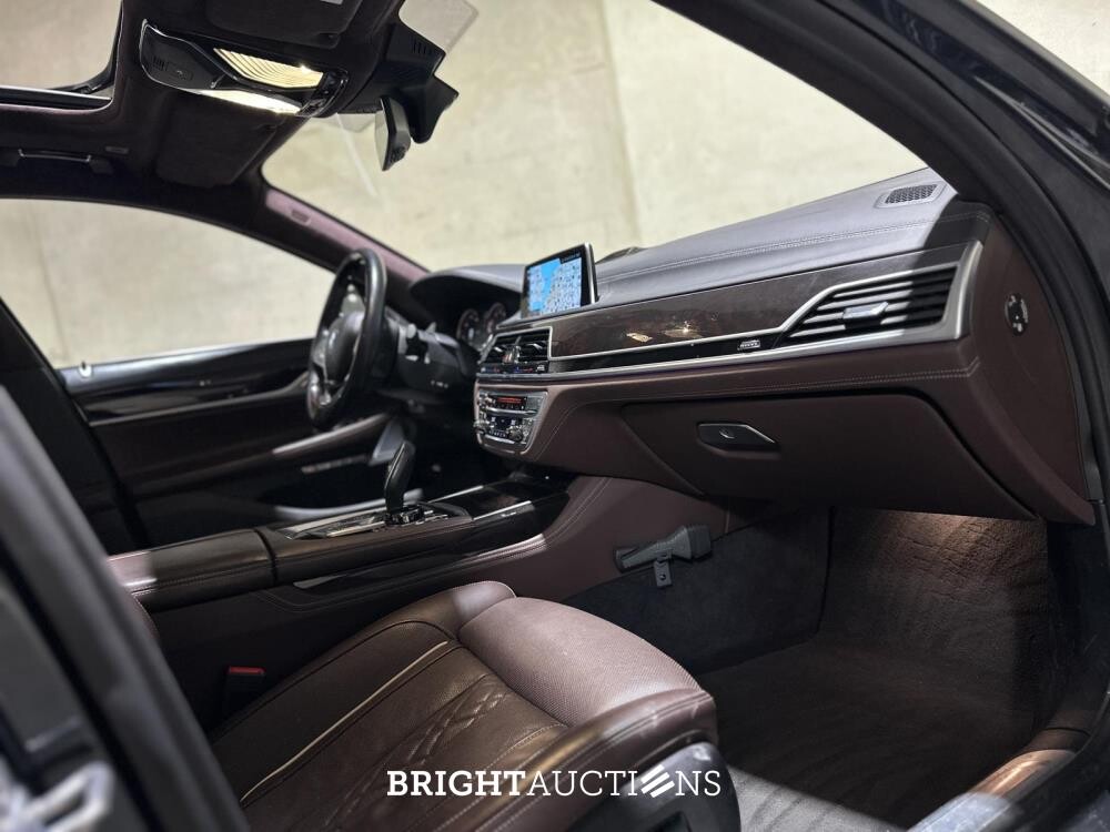 BMW 750Li xDrive High Executive 4.4 V8 7-serie G12 449pk 2017, XF-396-X