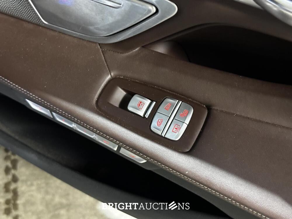BMW 750Li xDrive High Executive 4.4 V8 7-serie G12 449pk 2017, XF-396-X