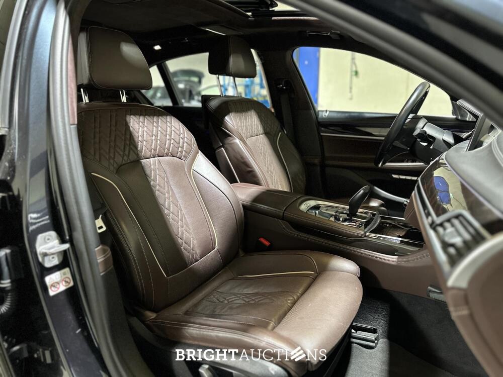 BMW 750Li xDrive High Executive 4.4 V8 7-serie G12 449pk 2017, XF-396-X