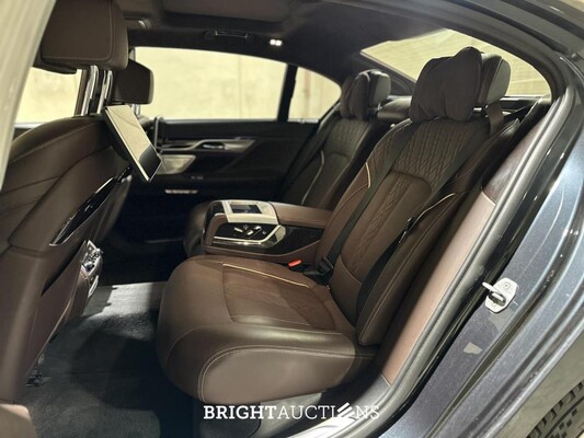BMW 750Li xDrive High Executive 4.4 V8 7-serie G12 449pk 2017, XF-396-X