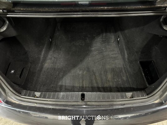 BMW 750Li xDrive High Executive 4.4 V8 7-serie G12 449pk 2017, XF-396-X