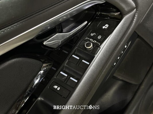 Land Rover Range Rover Evoque 2.0 D150 AWD R-Dynamic SE 150pk 2020, R-027-KF