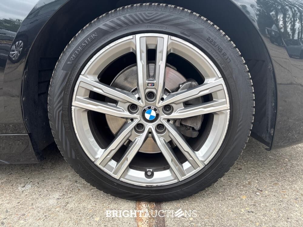 BMW 118i 1-serie Executive Edition 140pk 2020 (Origineel-NL) 1-Serie, H-604-DT
