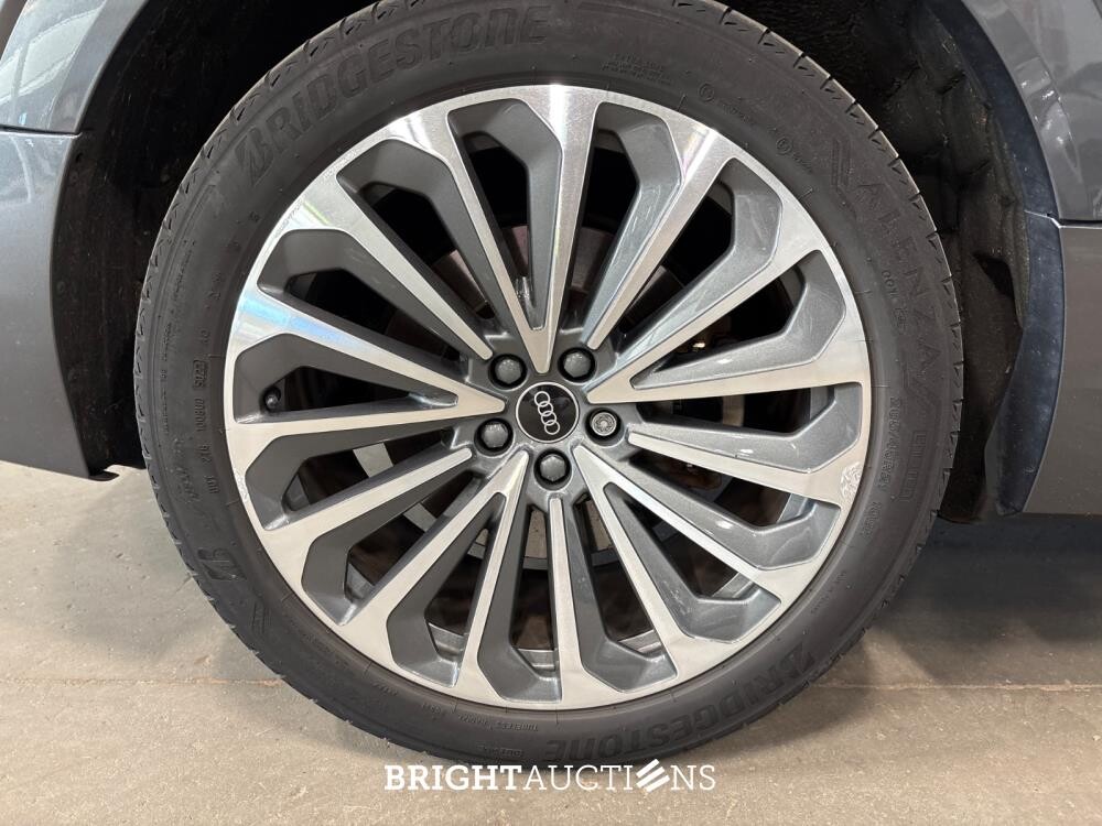 Audi e-tron 55 S edition Quattro 95 kWh 408pk 2020 (Origineel-NL), K-673-BR