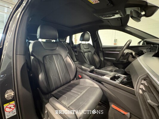 Audi e-tron 55 S edition Quattro 95 kWh 408pk 2020 (Origineel-NL), K-673-BR